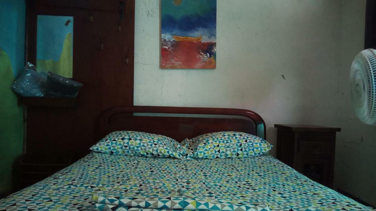 Hostal La Mariapolis Некоклі Екстер'єр фото